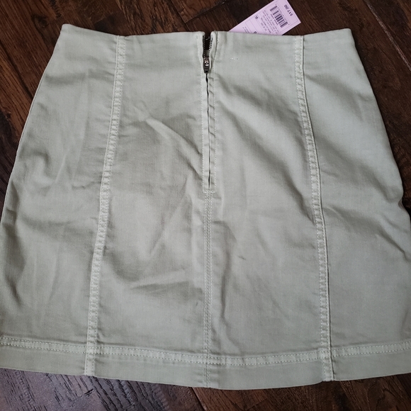 WILD FABLE BUNDLE OF 2 MINI SKIRTS NWT BOTH SIZE 6 - Picture 5 of 7